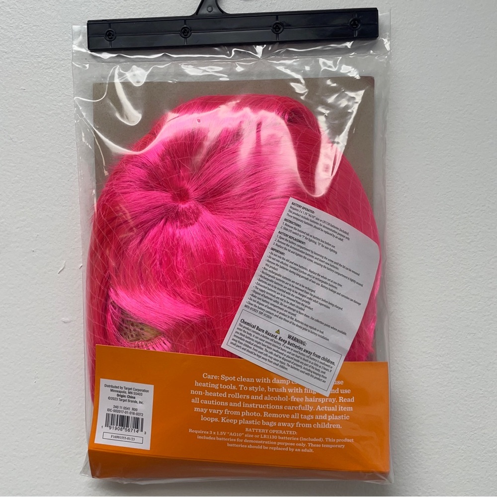 Light Up Bright Hot Pink Bob Hair Wig, Halloween Costume, with bangs chin length - Picture 6 of 6